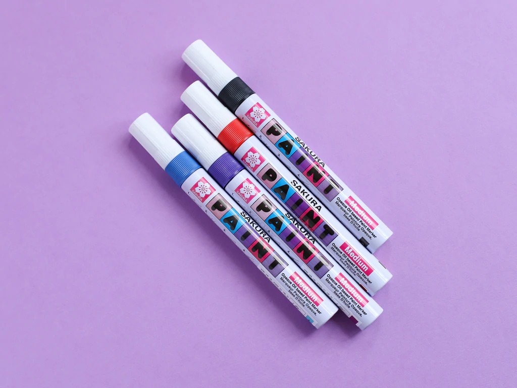 Bút sơn dầu đánh dấu công nghiệp nhiều màu sắc Sakura Paint Marker Medium Point - Ngòi 2.0mm