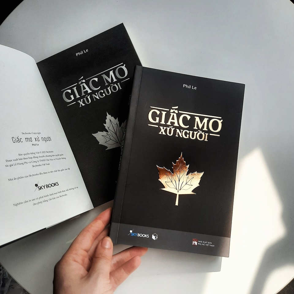 Sách - Giấc Mơ Xứ Người