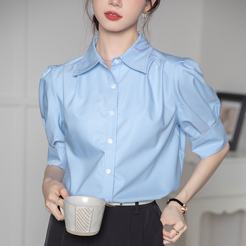 Áo sơ mi trơn cộc tay phong cách kiểu Pháp hai màu thich hợp công sở D438240