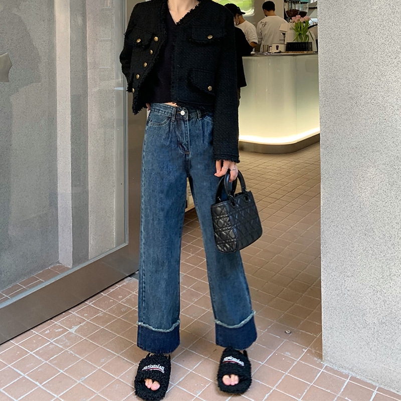 Quần jean cạp cao ống suông dáng dài họa tiết phối gấu QJ196240