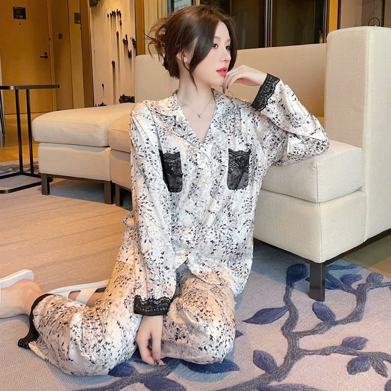 Bộ ngủ tay dài hoa nhí phối ren, thiết kế nhẹ nhàng và thoải mái DN149250