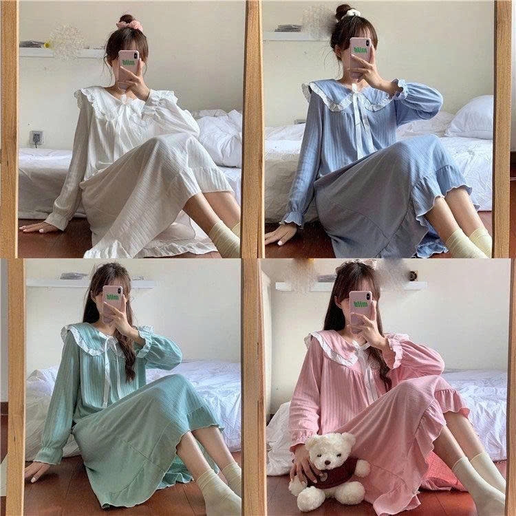 👑 Bộ đồ ngủ nữ tay dài phong cách tiên nữ Hàn Quốc – cổ búp bê, dáng dài qua gối, siêu dễ thương DN173250