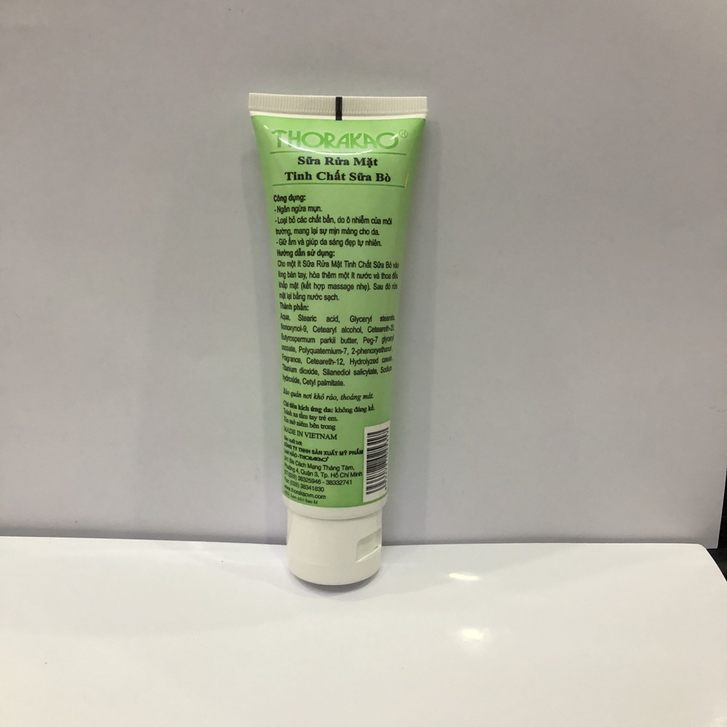 Sữa rửa mặt tinh chất sữa bò Thorakao 120g (loại vỏ xanh không hạt)