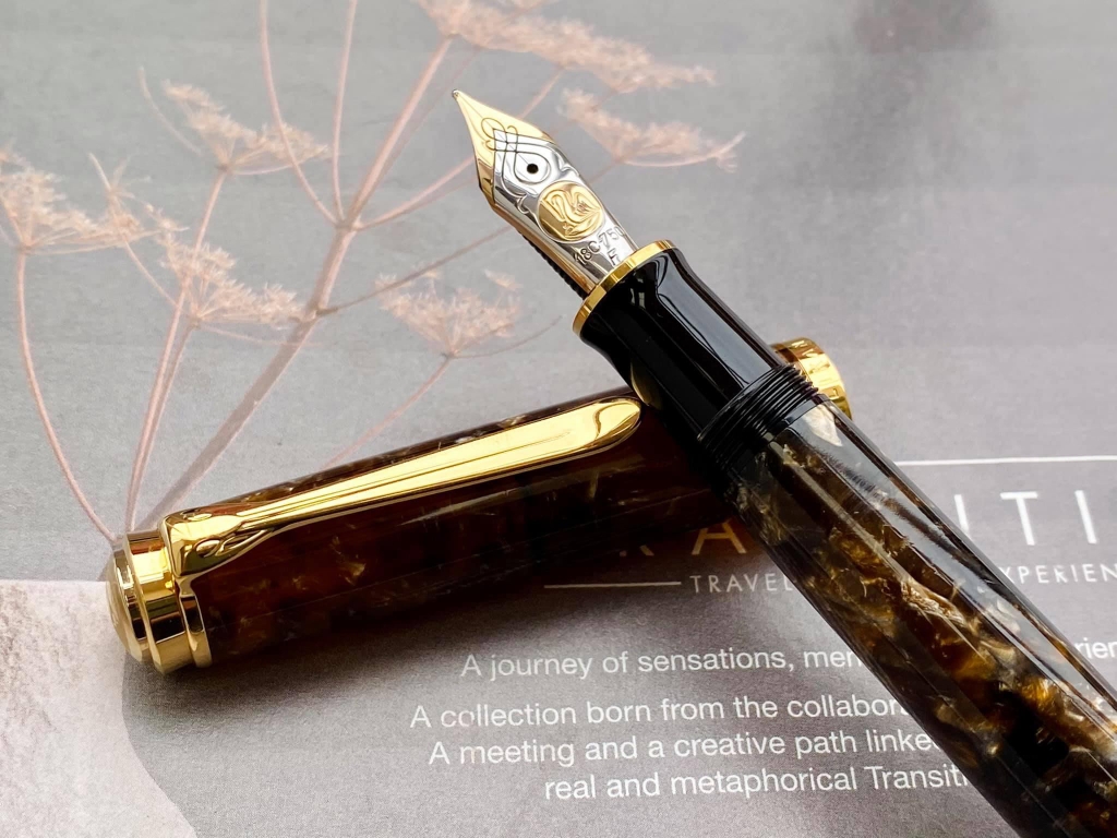 Bút Máy Pelikan Souveran M800 Renaissance Brown Special Edition