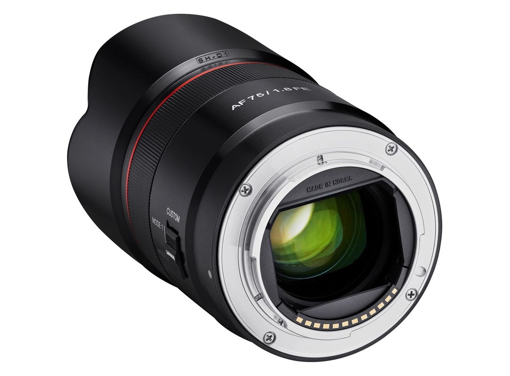 Samyang AF 75mm F/1.8 for Sony FE