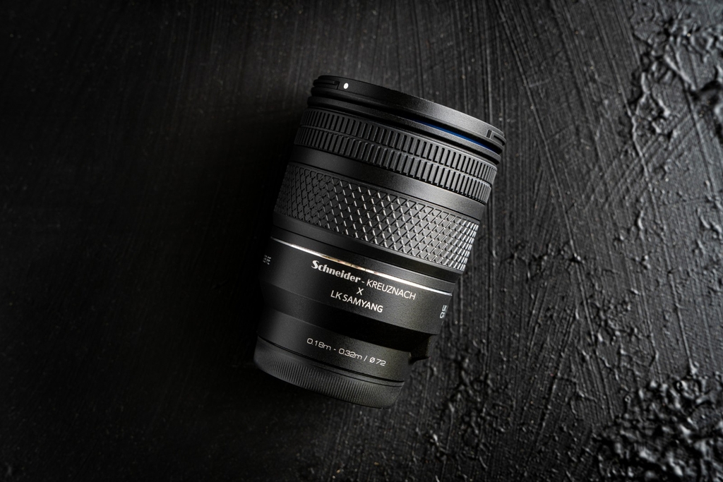 Samyang AF 24-60mm F2.8 FE: Thiết Kế Gọn Nhẹ, Sáng Tạo Không Giới Hạn