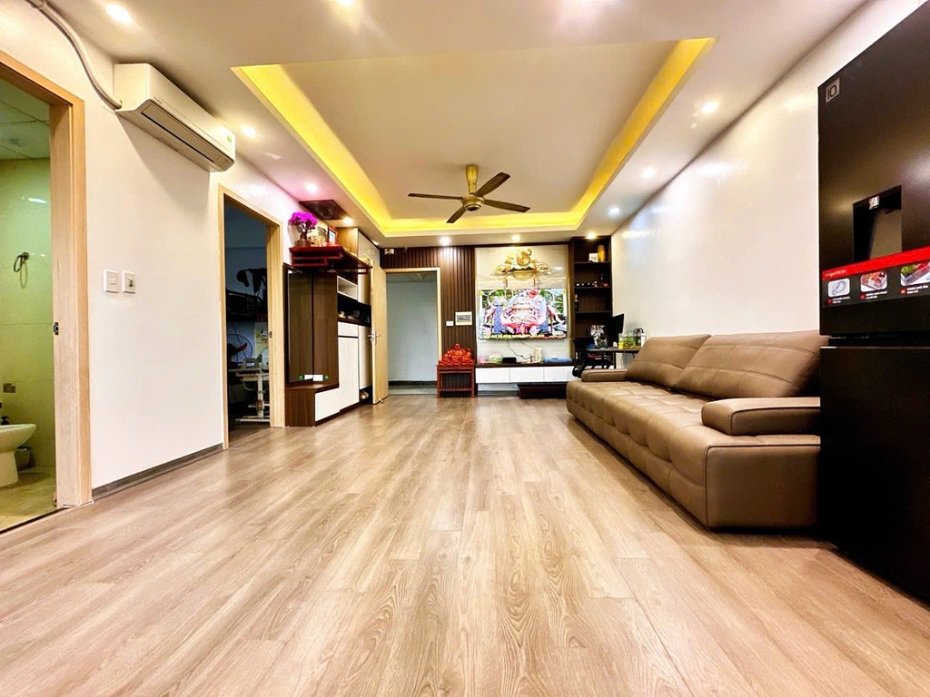 căn góc 306HH03B 80m2 2 ngủ view đường 6 tòa mới KĐT Thanh Hà.