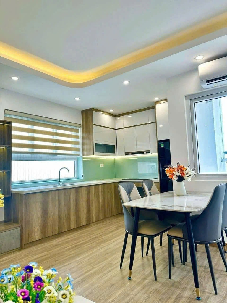 Bán căn góc 3 ngủ tầng 19HH02C view đường 80.38m2 5 tòa mới KĐT Thanh Hà