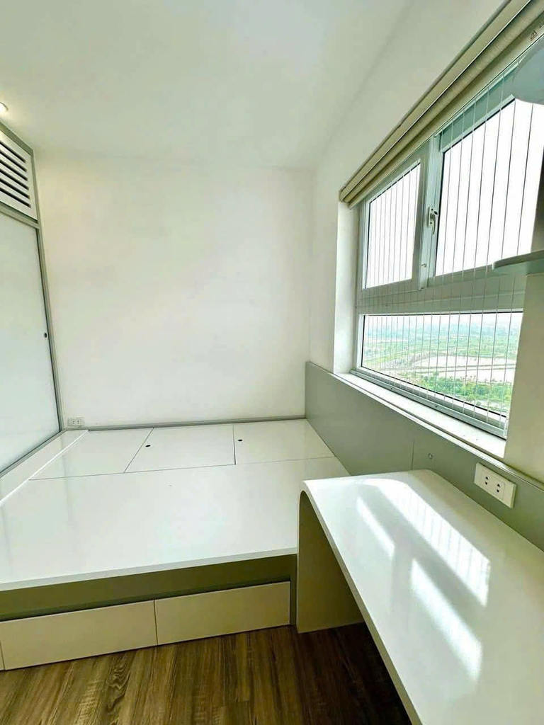 Bán căn góc 3 ngủ tầng 19HH02C view đường 80.38m2 5 tòa mới KĐT Thanh Hà