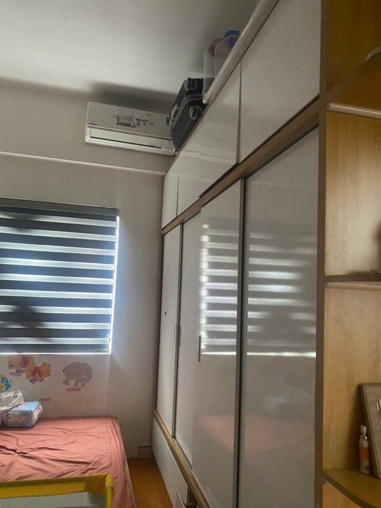 Bán căn hộ 67m2, 2 ngủ, tầng đẹp 3 tòa trong KĐT Thanh Hà