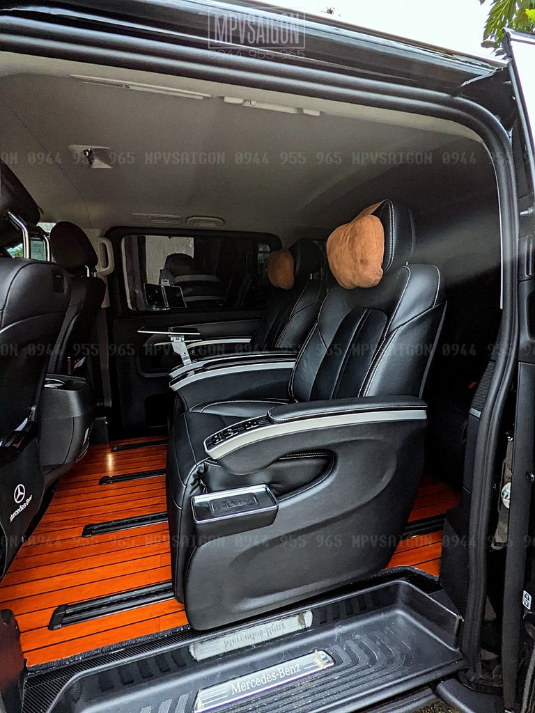 sàn gỗ tự nhiên Teak cho Mercedes Benz V250 AMG tại MPVSAIGON