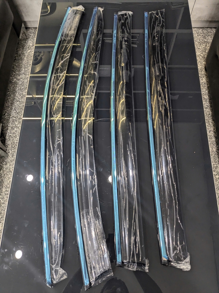 VÈ CHE MƯA VOLKSWAGEN VILORAN