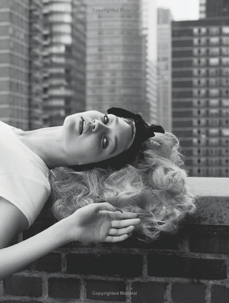 Fantasies: Carine Roitfeld Fashion Book