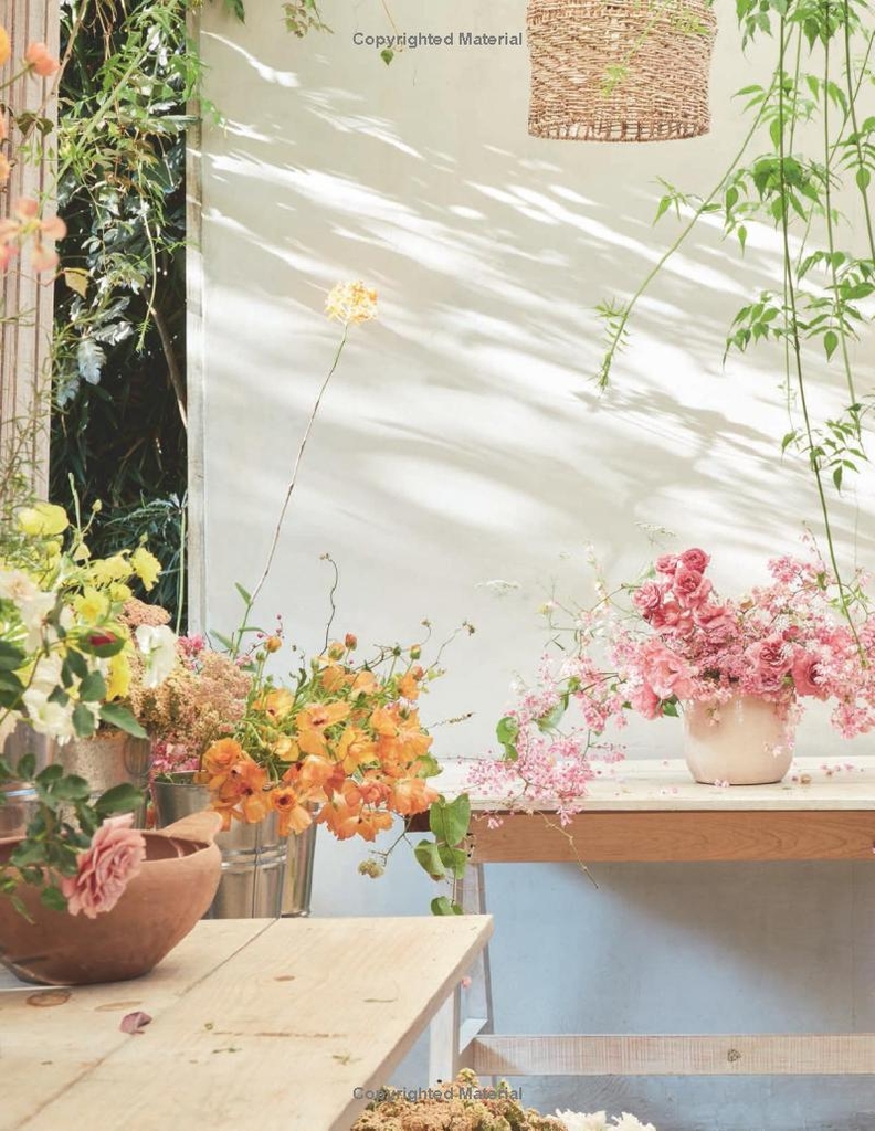 The Artistry of Flowers: Floral Design by La Musa de las Flores