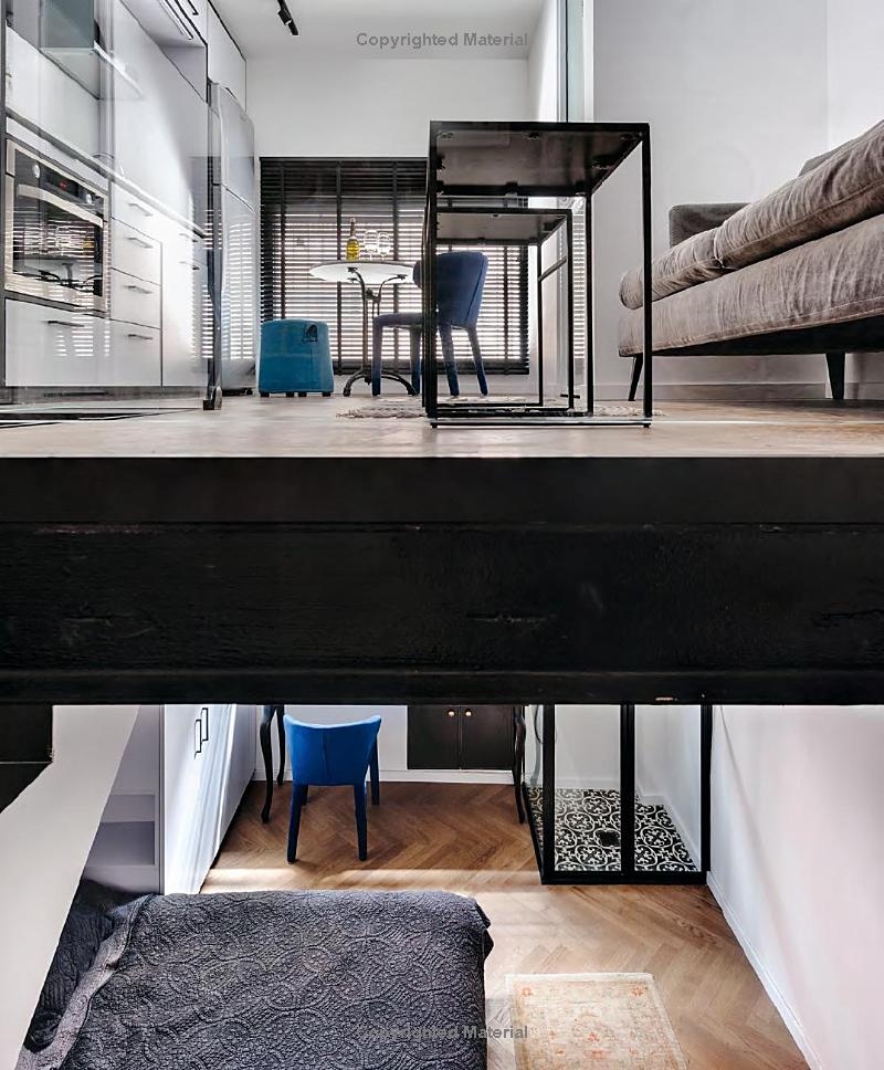 Living little : Simplicity and style in a small space