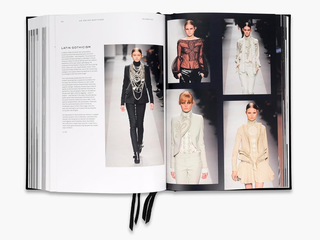 Givenchy Catwalk : The Complete Collections