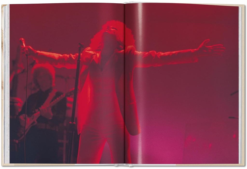 Barbra Streisand. Steve Schapiro & Lawrence Schiller