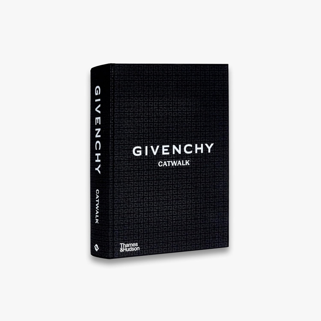 Givenchy Catwalk : The Complete Collections