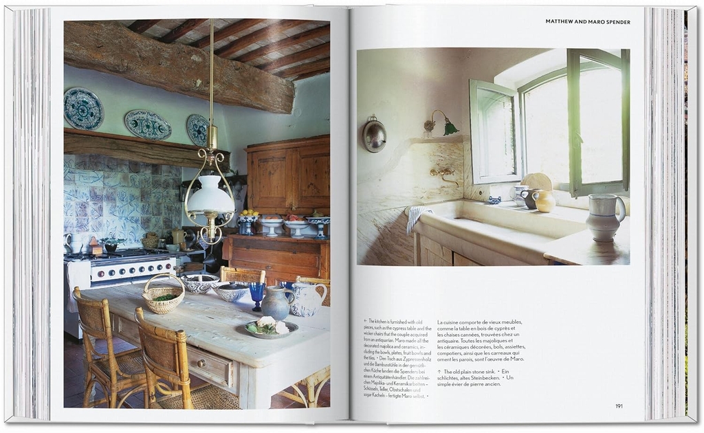 Living in Tuscany. 45th Ed.