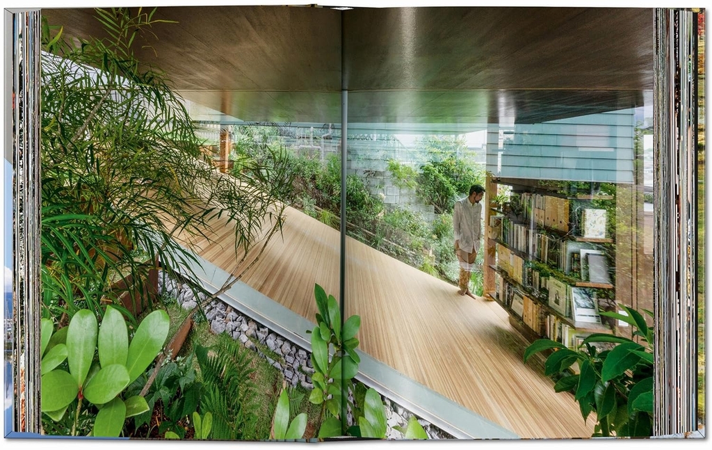 Contemporary Japanese Architecture. 45th Ed.