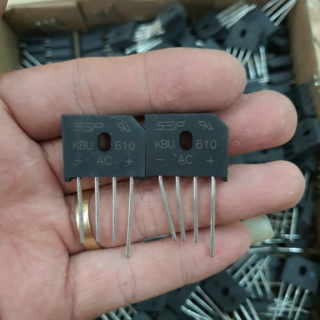 Diode cầu KBU-610 6A-1000V
