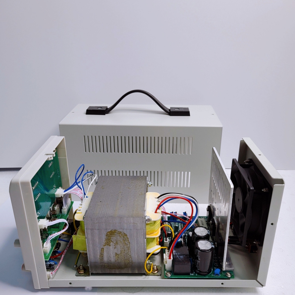 Máy cấp nguồn LONG WEI 305D 30V-5A