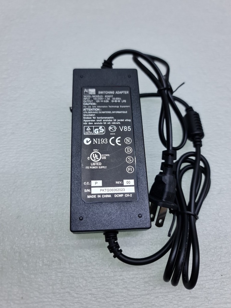 Nguồn ADAPTOR 12V-6A