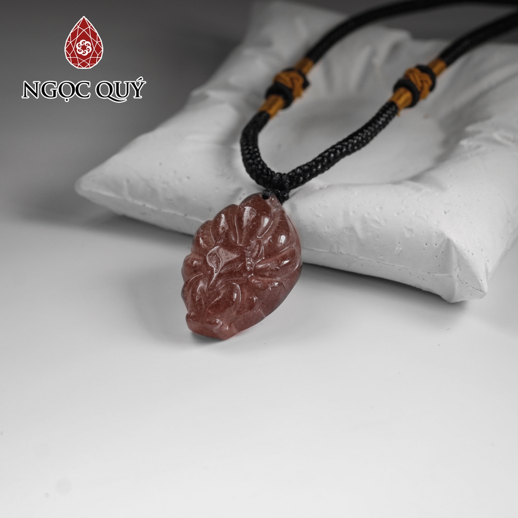 Mặt dây chuyền hồ ly đá thạch anh dâu 21x31mm