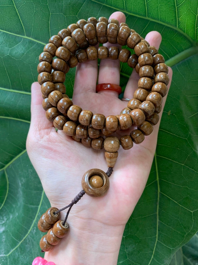 Chuỗi Gỗ Lục Đạo