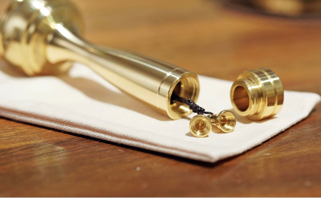 Kinh Luân đồng microfilm mini 3 triệu biến