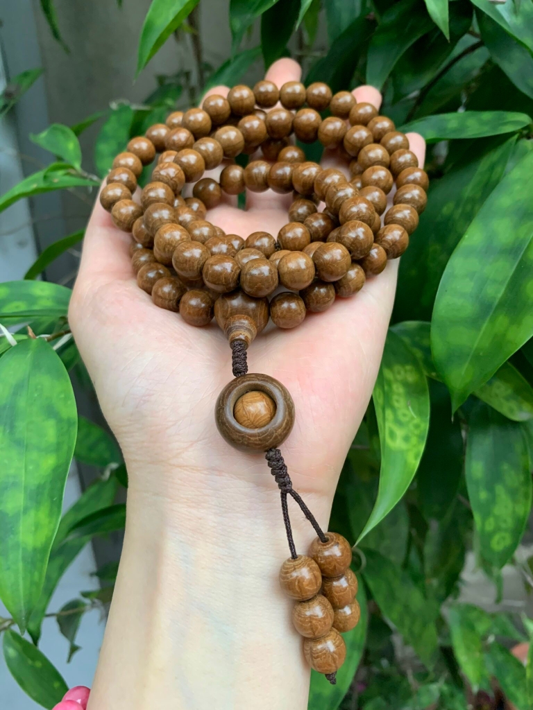 Chuỗi Gỗ Lục Đạo