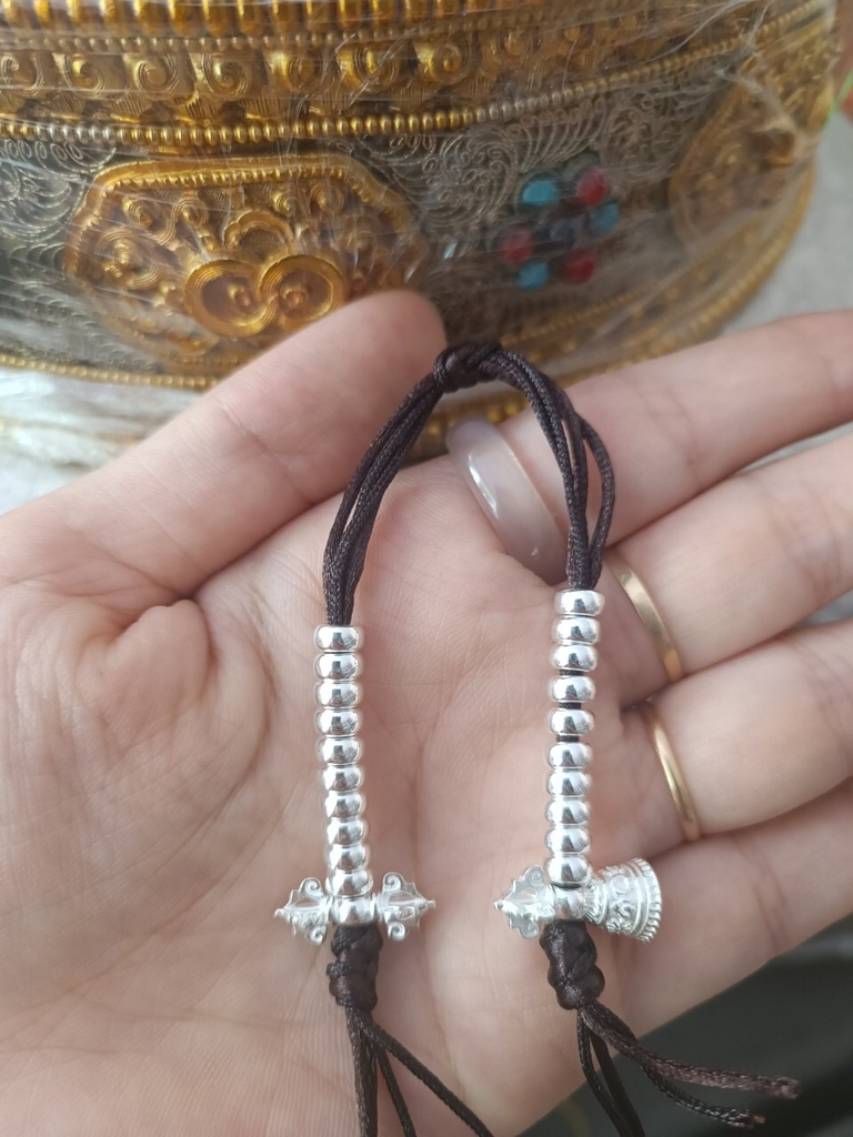 Bộ đếm túc số chuông chày bằng bạc