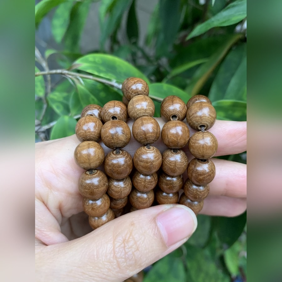 Chuỗi Gỗ Lục Đạo