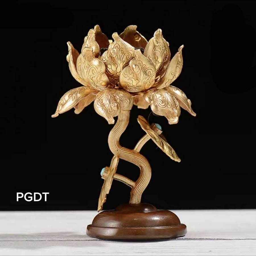 TOMA VÀ HOA VƯƠNG (bằng đồng cỡ bé) - Bộ TOMA Hoa cơ bản