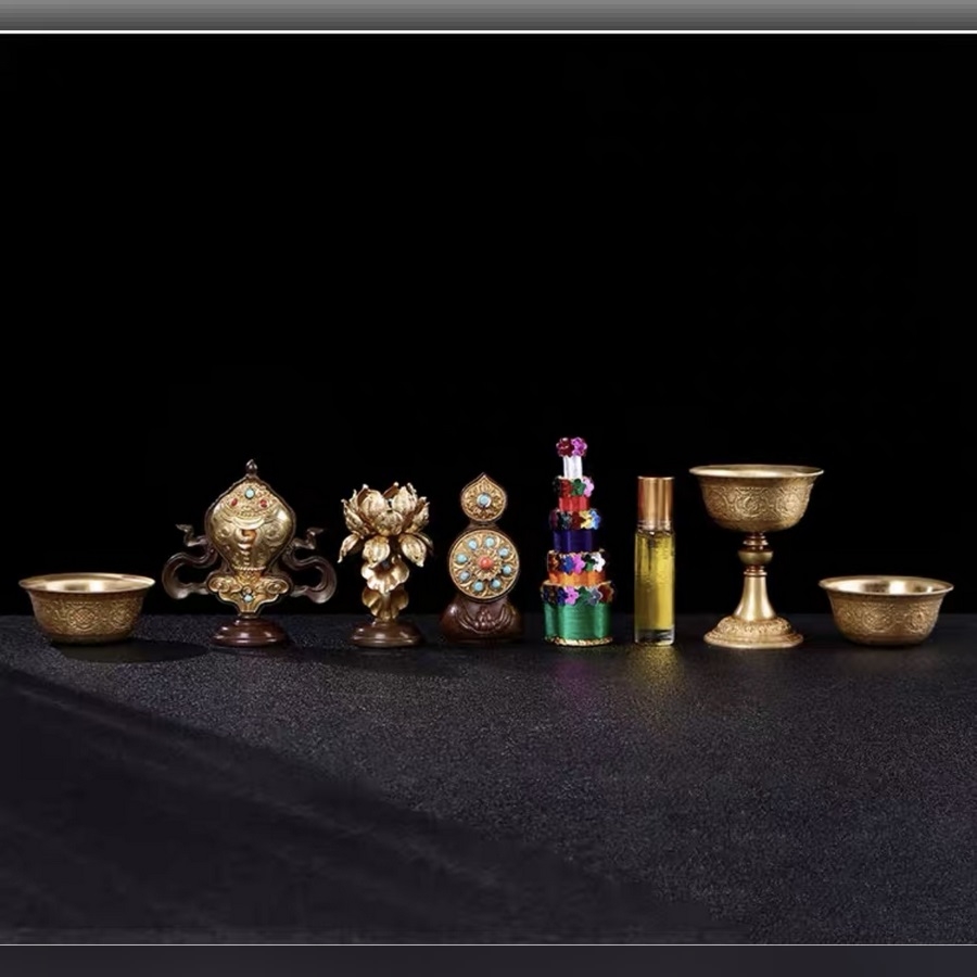 TOMA VÀ HOA VƯƠNG (bằng đồng cỡ bé) - Bộ TOMA Hoa cơ bản