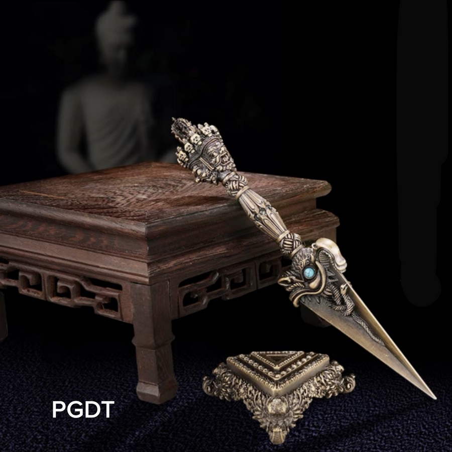 ĐAO KIM CƯƠNG PHỔ BA LỚN 22 cm