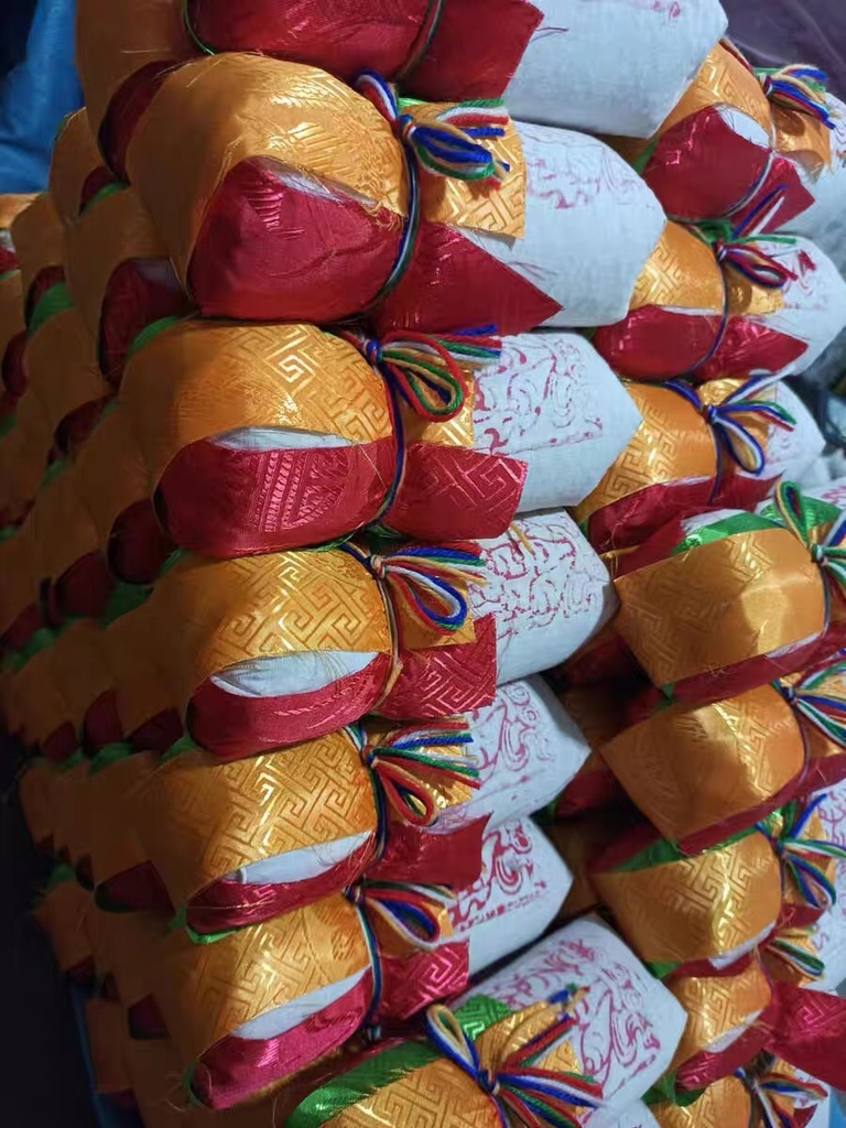 Thức Cúng Naga (bảo bình vải naga)