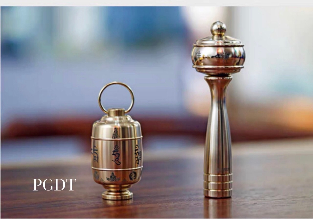 Kinh Luân đồng microfilm mini 3 triệu biến