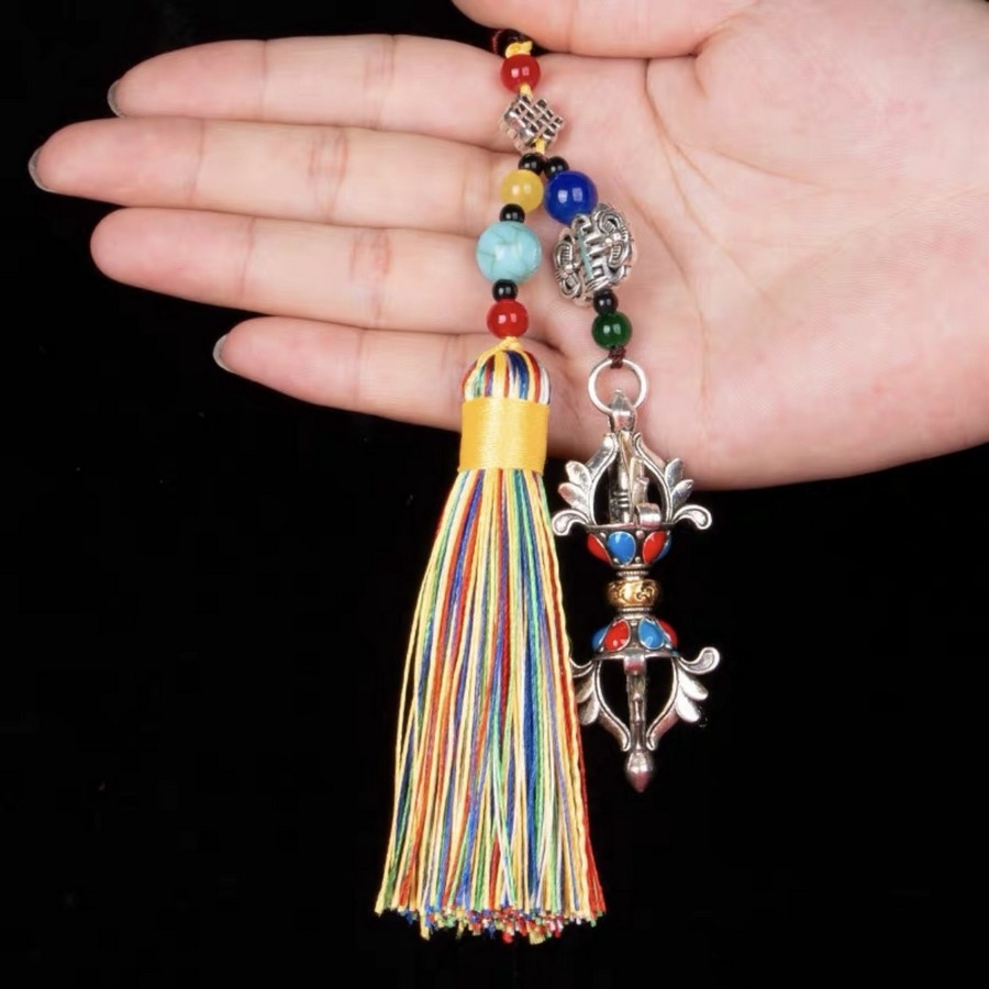 Tua Chuông Chày Chỉ Ngũ Sắc