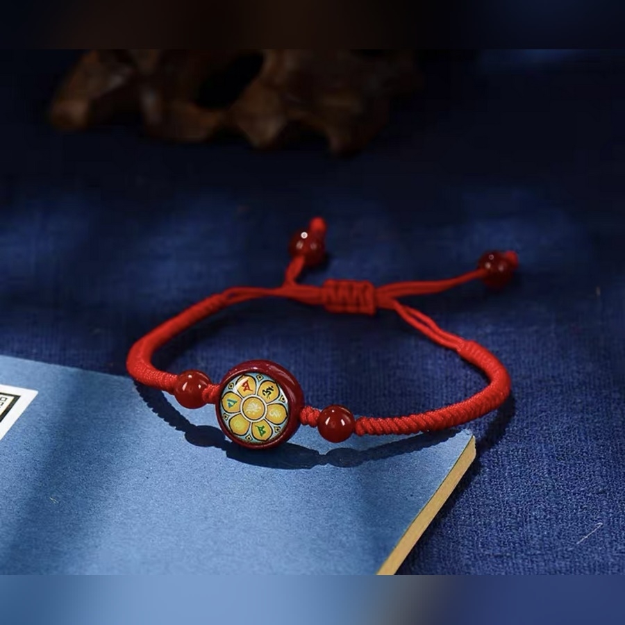 Vòng Tay Lăng Nghiêm Chusa chỉ đỏ
