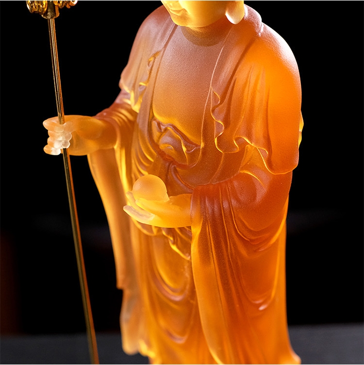 Tôn tượng Địa Tạng Bồ Tát bằng đá liuli