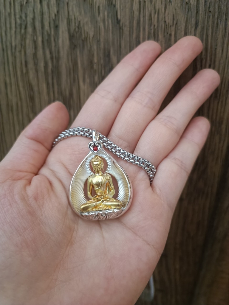 Mặt dây chuyền các Bổn Tôn