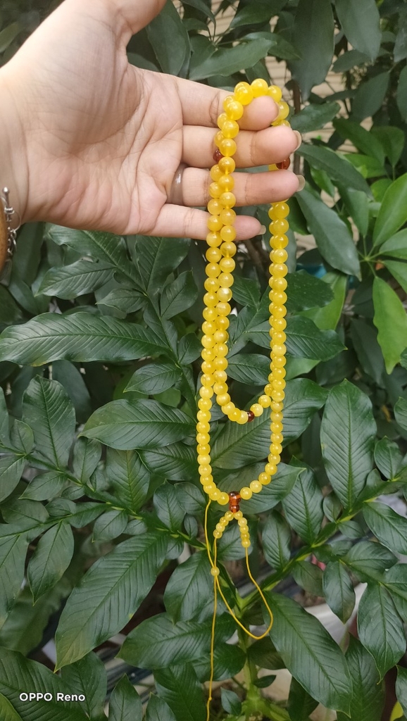 Chuỗi hổ phách mina màu vàng kem