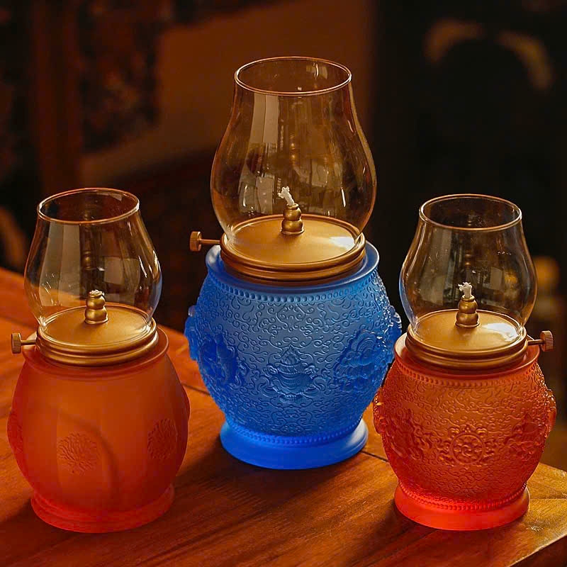 Đèn dầu liuli Bát Kiết Tường