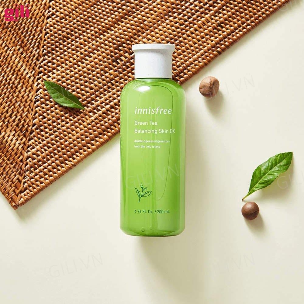 Nước hoa hồng Innisfree Green Tea Balancing Skin EX 200ml chính hãng