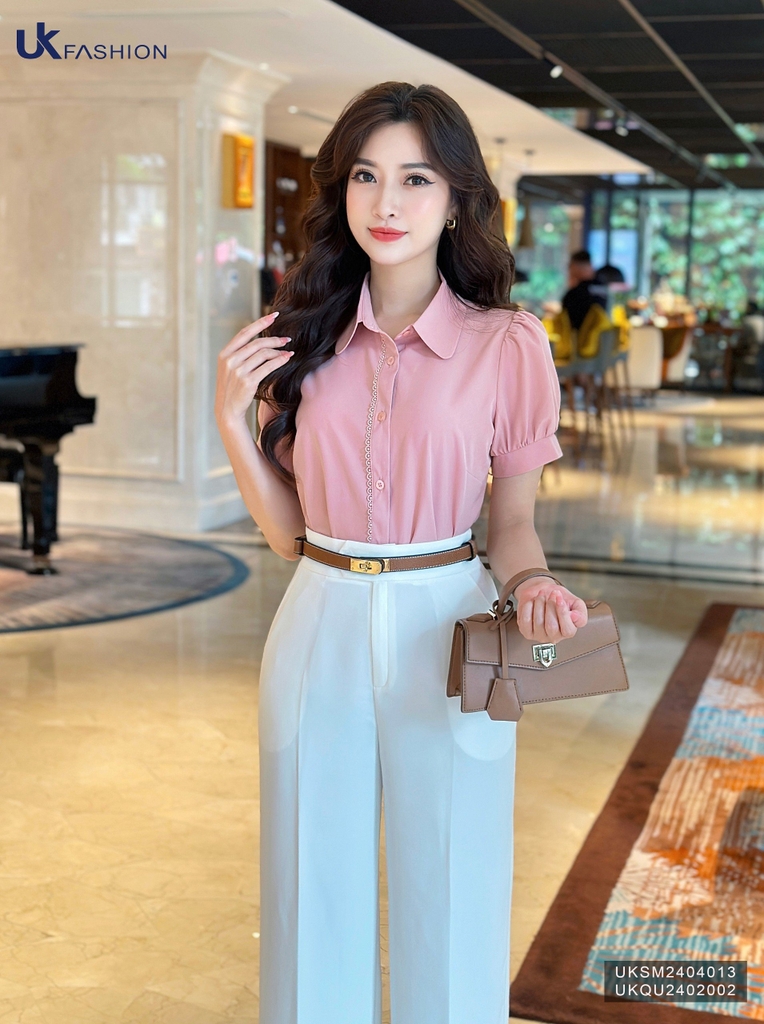 Sơ mi cổ sen kê ren nẹp xinh xắn, điệu đà, hợp dáng cơ bản UKSM2404013