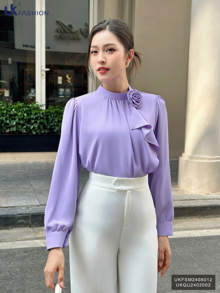 Sơ mi nhún cổ tròn hoa ngực trẻ trung, thời trang, thanh lịch UKFSM2408012