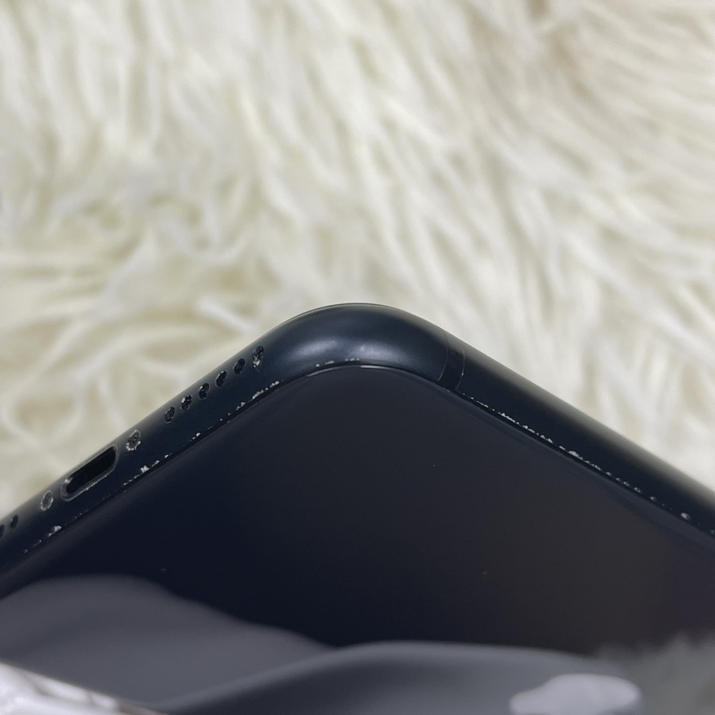 iPhone SE 2020 64GB | Zin Ốc Áp nguyên bản chưa bung | pin zin 82 | Mã số 009T | Chính Hãng Quốc Tế (Used)