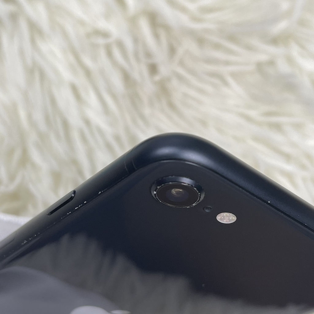 iPhone SE 2020 64GB | Zin Ốc Áp nguyên bản chưa bung | pin zin 82 | Mã số 009T | Chính Hãng Quốc Tế (Used)