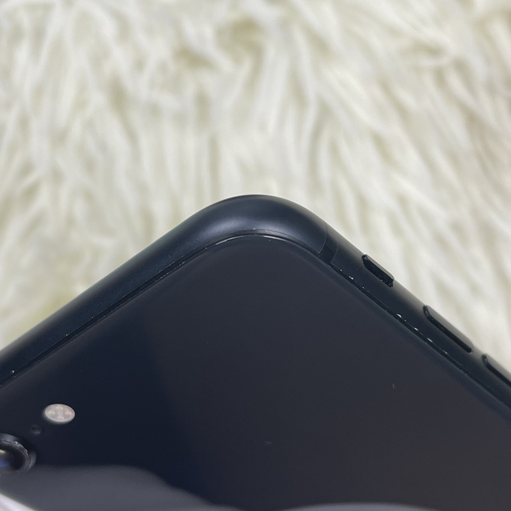 iPhone SE 2020 64GB | Zin Ốc Áp nguyên bản chưa bung | pin zin 82 | Mã số 009T | Chính Hãng Quốc Tế (Used)